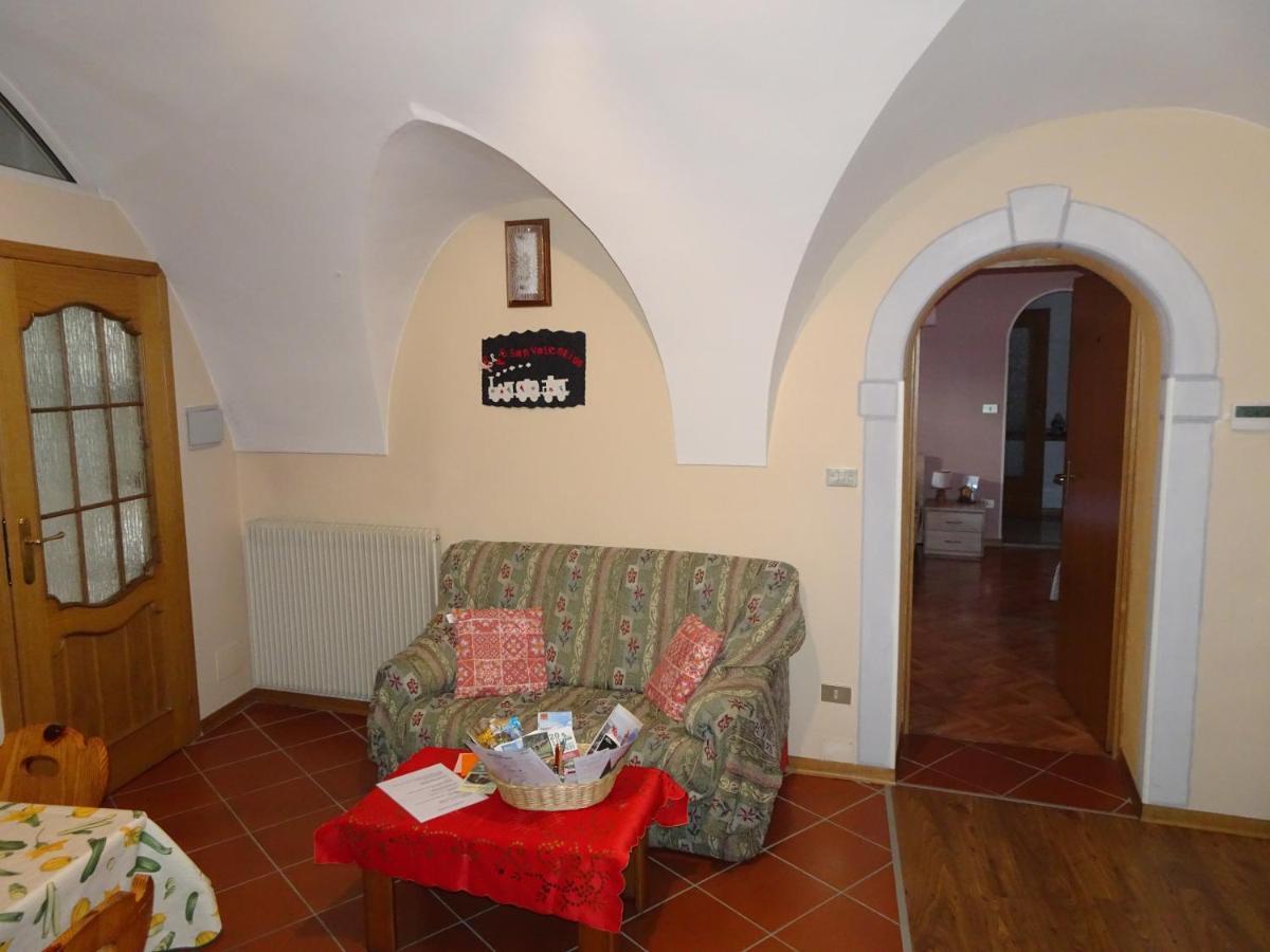 B&B San Valentino Giovo Экстерьер фото